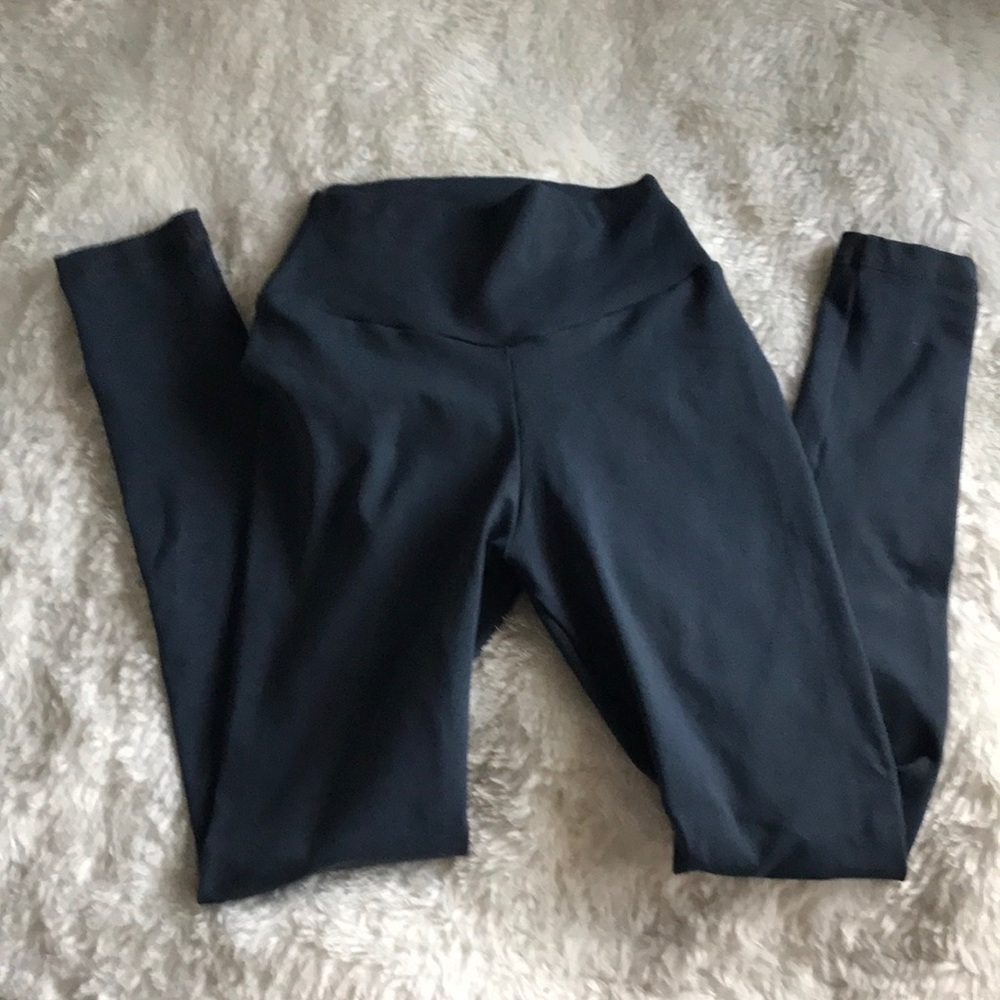 NWOT CLS Leggings